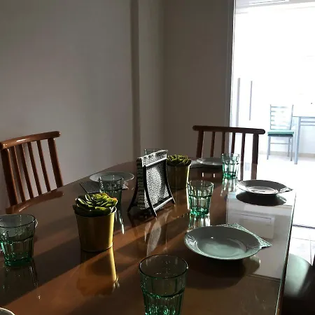 아파트 A Lovely 3 Bedroom App 라르나카